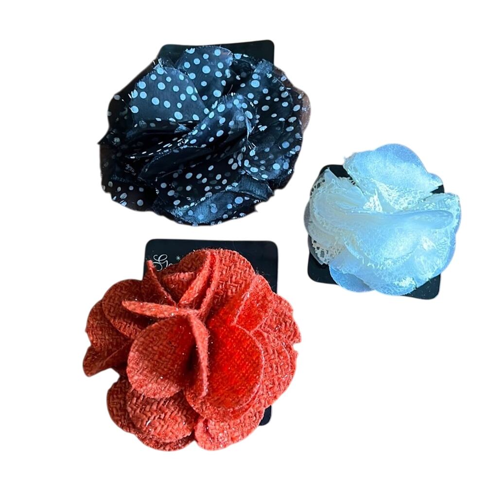 Gem Bella Set of 3 Flower Pins Clips New on Cards